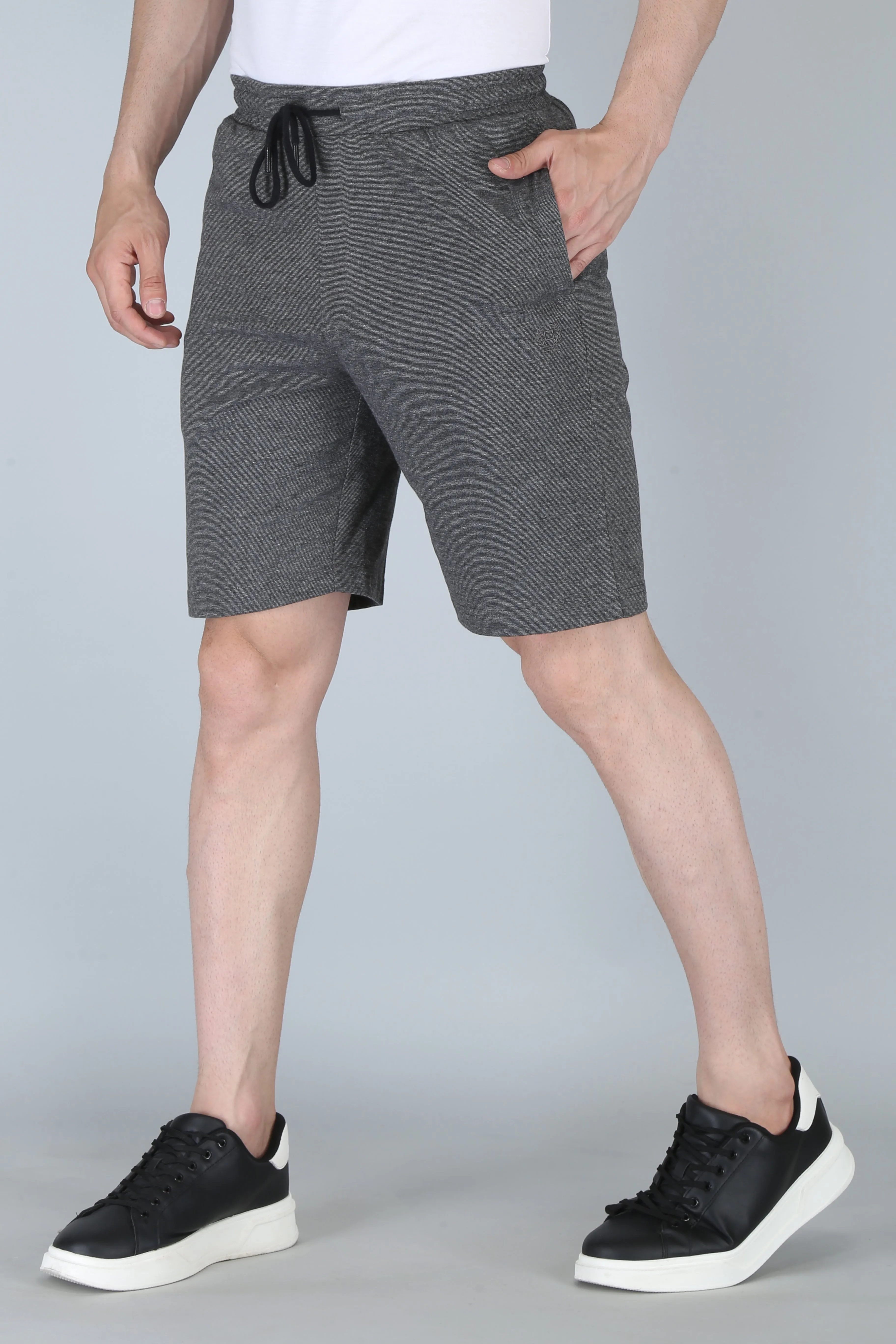 STRAIGHT FIT TEXTURED SHORT